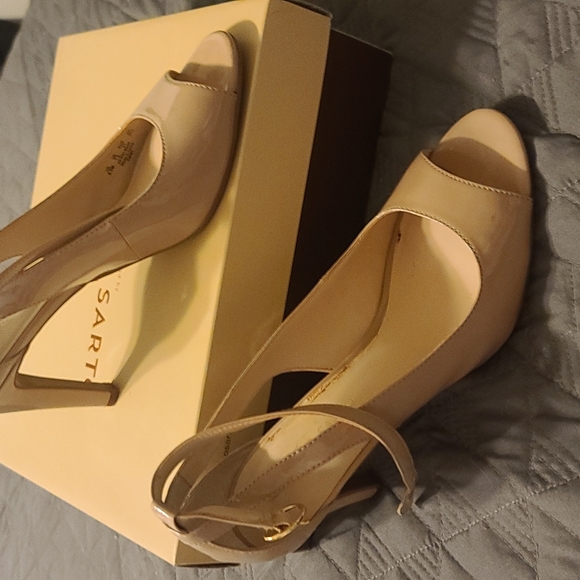 Franco Sarto Shoes - Franco Sarto 91/2  cream neutral high heel about 3 in like new One week only
